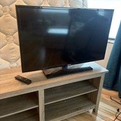 TV 