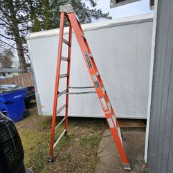 12 Feet Louisville Fiberglass Ladder 