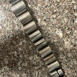 Craftsman Shallow 3/8 Drive Metric Sockets 9-19