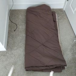 Reversible Queen Comforter