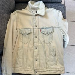 Levi’s Jean Jacket Tan SIZE M 