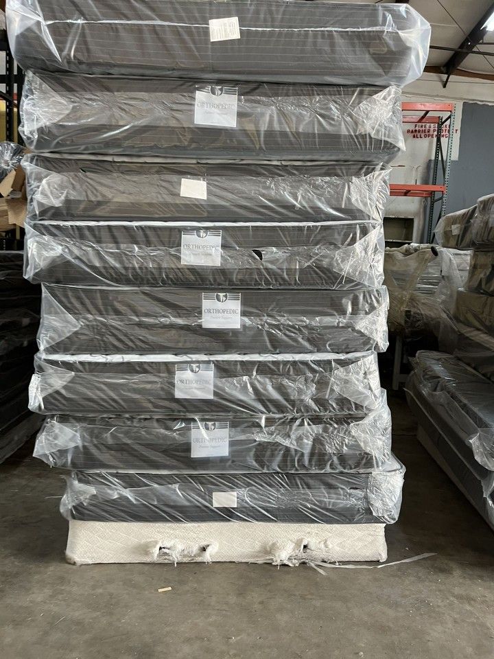 NEW QUEEN,FULL,TWIN AND KING MATTRESS SET BEST PRICE IN TOWN BRAND NEW PLUSH TOP MATTRESS ORTHOPEDIC