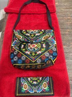 Women’s hand bag