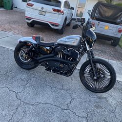 Harley Davidson Iron 1200