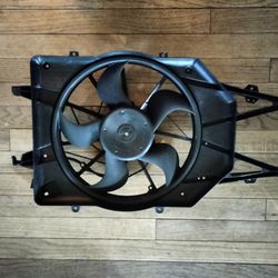 Ford Focus Cooling Fan / Radiator Fan Assembly