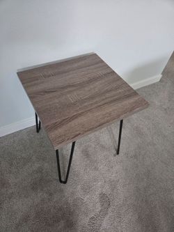 Side Table with Hairpin Legs