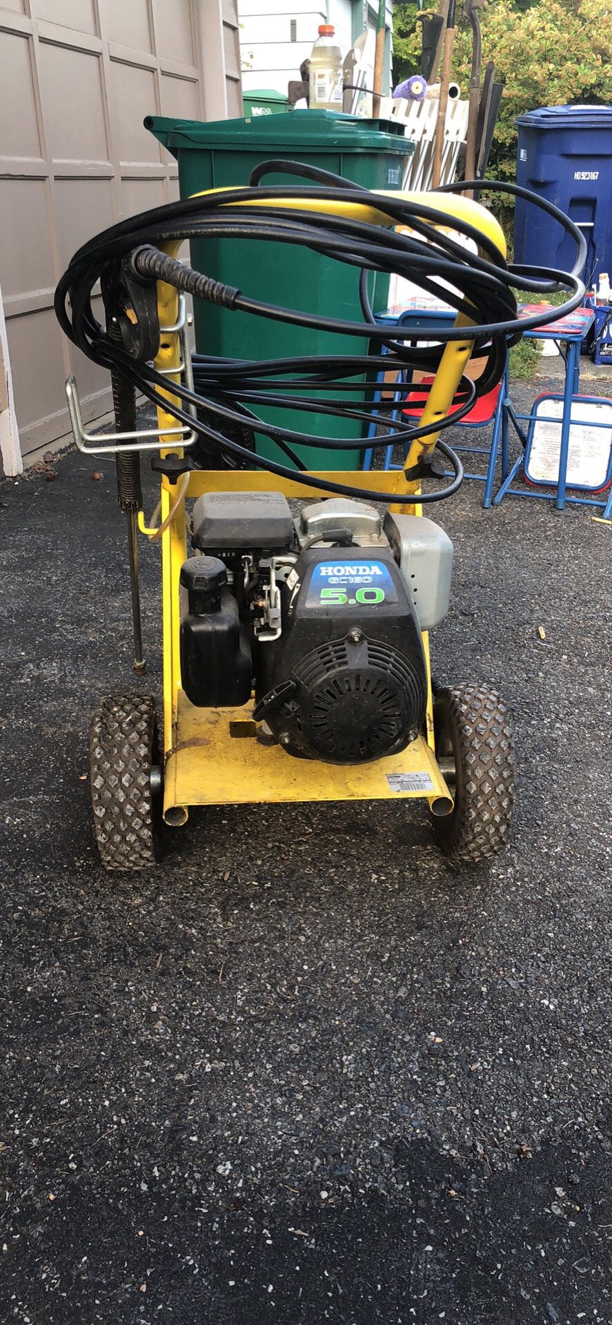 Honda 2400 PSI pressure washer