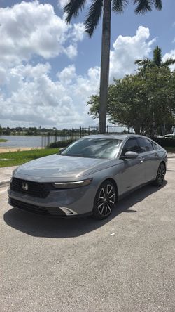 Honda Accord Hybrid Touring