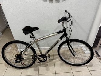 Bicycle Raleigh  sc7. Frame in aluminum. Rim 26” . Good tires good condition.