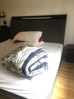 King Size Bed - Raymour and Flannigan