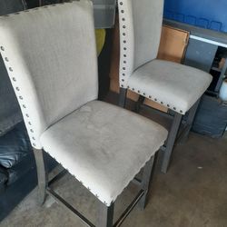 2 Bar Chairs 