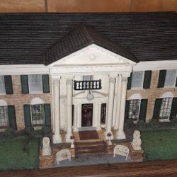 Graceland  ( Elvis Presley) House