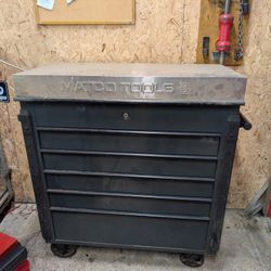 Matco Black 5-Drawer Roll Cab w/ Stainless Top