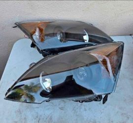 07-11 Honda CRV Projector Headlights
Luces Focos Micas Faros Faroles
Headlamps