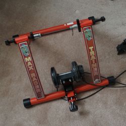 Cycle Indoor Trainer