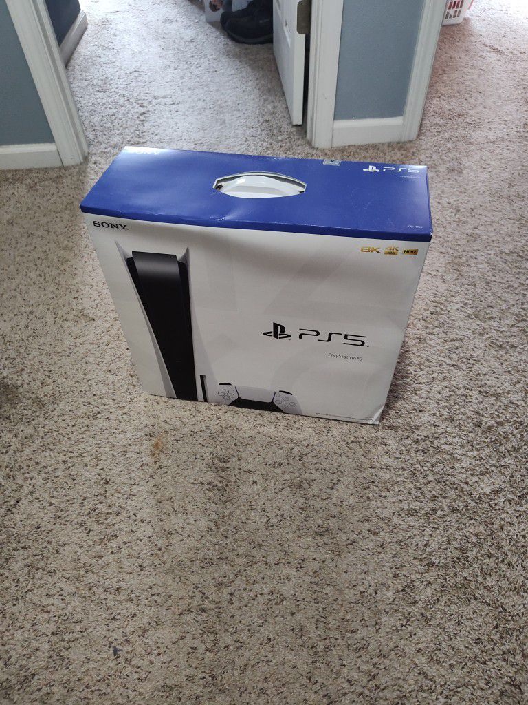 New Unopened PS5 Console