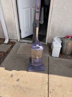 Shark Navigator Lift-Away Upright Vacuum
