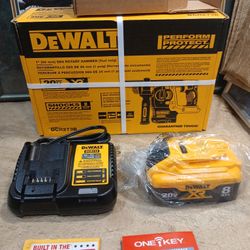 NEW DEWALT 20V XR SDS PLUS ROTARY HAMMER KIT 
