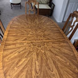 Singer Furniture Antique 1960s Tiger Oak Table And Chairs 
