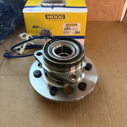 Hub Bearing for Chevrolet Cadillac 4x4 / 4 Wheel  Drive only. Not working on RWD. (515024)