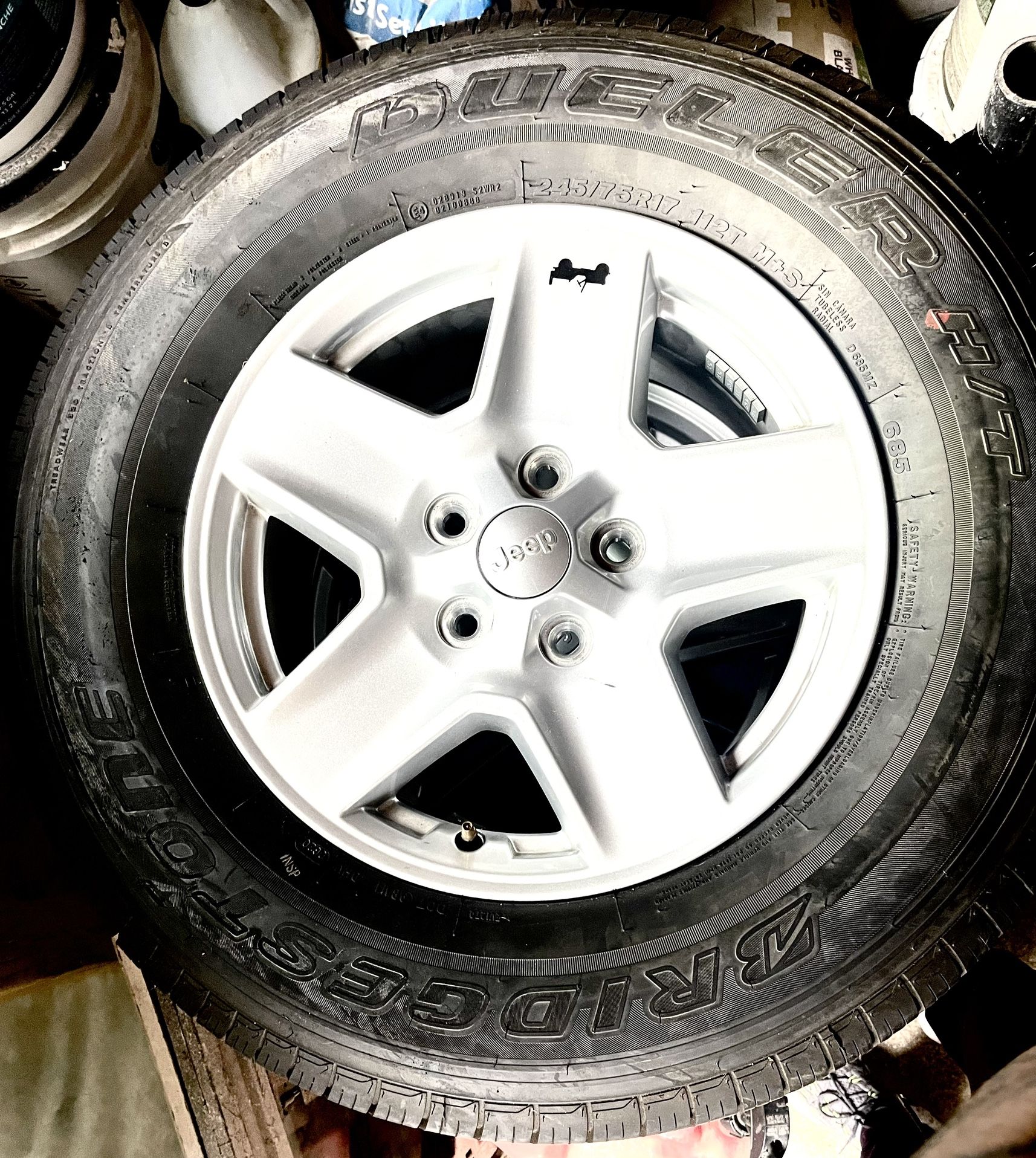 New Jeep Tires W/Rims No Sensors