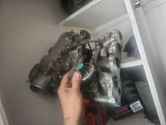 H twenty two intake manifold
