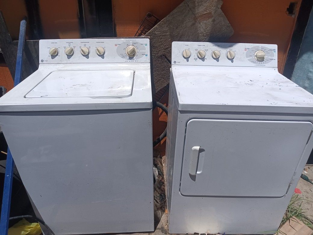 Washer And Dryer Set
