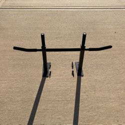 Pull Up Bar