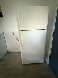 Frigidaire Refrigerator