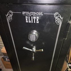 Stack On Elite 24 Gun Capacity Gun Safe For Sale