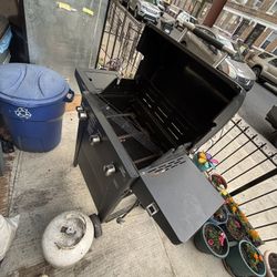 Black Brinkmann grill 
