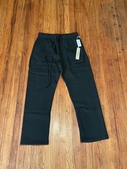 Black essential sweats