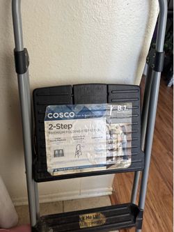COS 2 step folding ladder