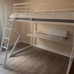 Full size bunk/desk bed