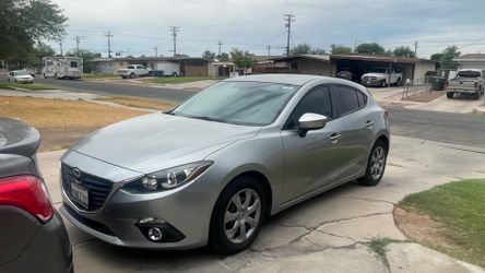2016 Mazda 3 hatchback