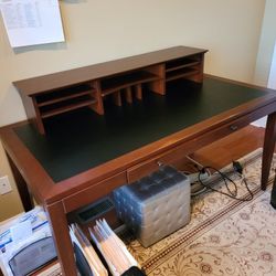 Sarah Large 60 inch Desk with Organizer 