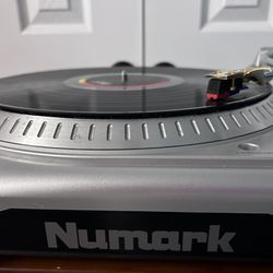 Numark TT USB DJ Like new