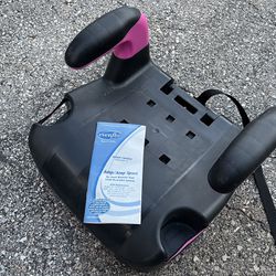 Booster seat ($5:00)