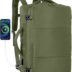 Traveling backpack 🎒 green color