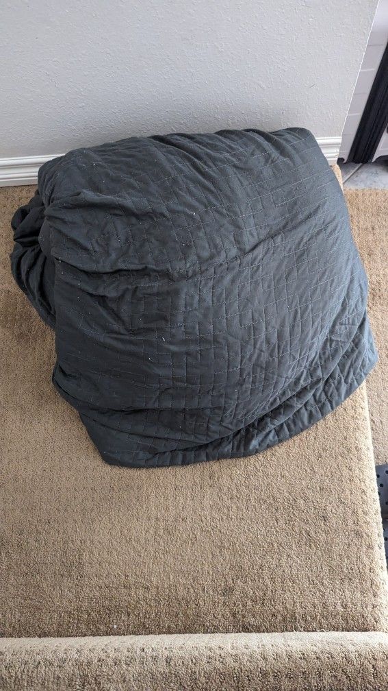 Purple Gravity Weighted Blanket