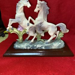 9.25 Inch x 7.5 Inch Painted Alabaster Horses Statue Imported From Greece 