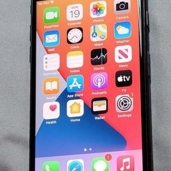 EXCELLENT Condition Jet Black UNLOCKED APPLE iPhone 7 128GB 
