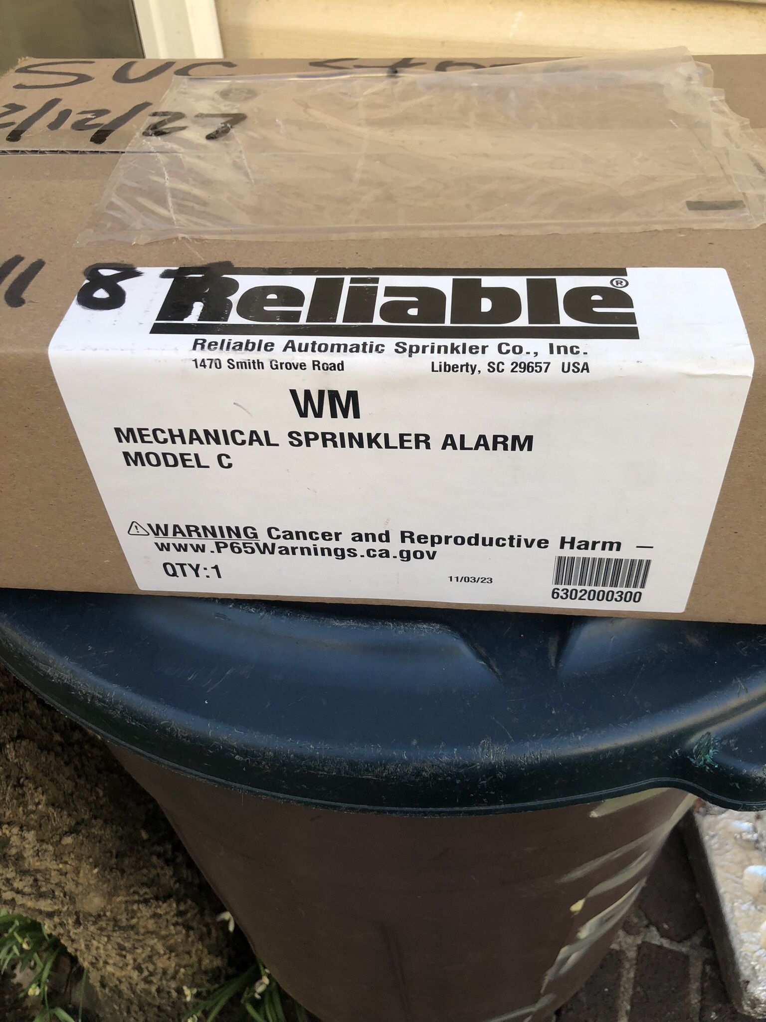 Reliable mechanical sprinkler alarm. Model C. ( water motor gong) bell new in box never opened.