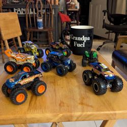 Hot Wheels Monster Trucks , Greenbrier ATV 