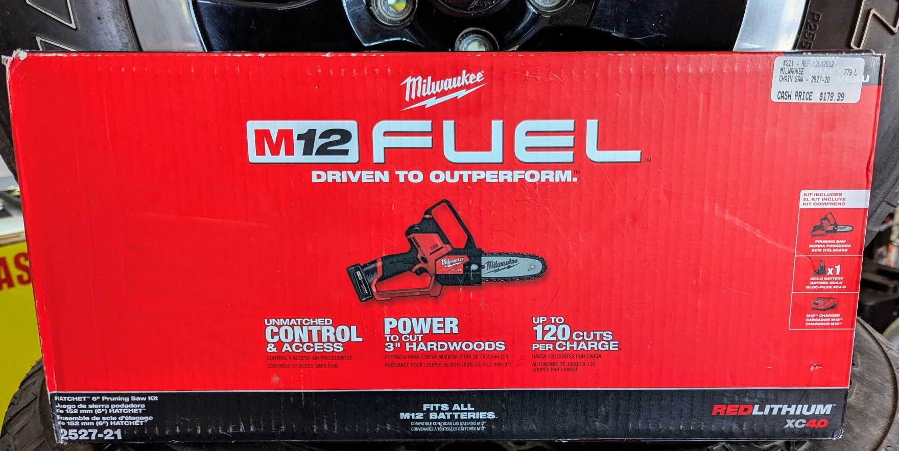 Milwaukee Chainsaw With Battery