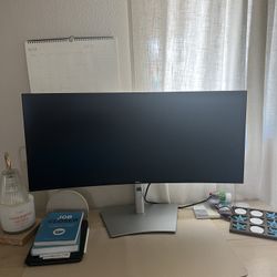 Dell UltraSharp 34 Curved USB-C Hub Monitor