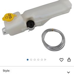 TRQ Windshield Washer Reservoir Compatible with 2001-2010 Chrysler PT Cruiser CH1288244