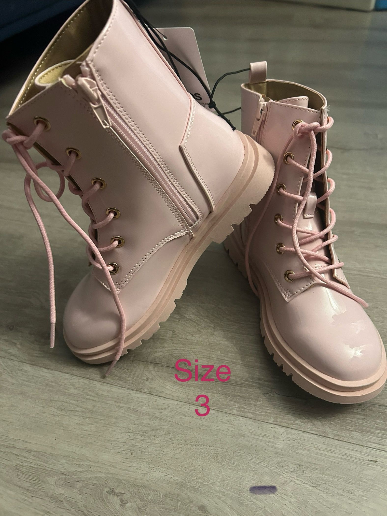 Clothes And Stuff!! For Boys & Girls 