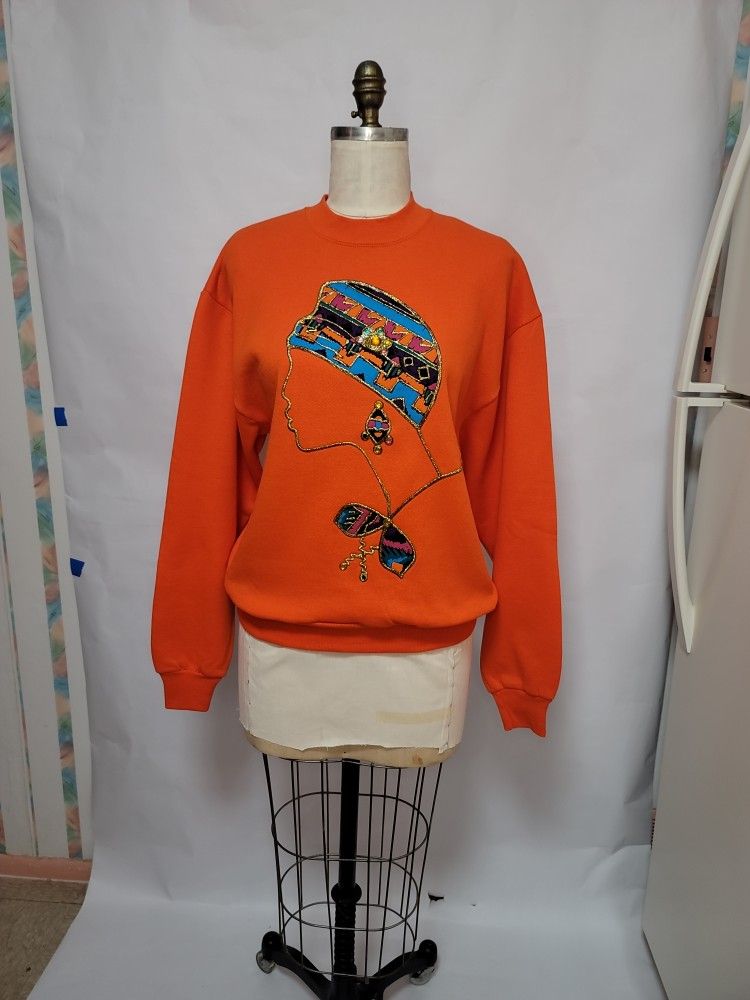Lady With Hat Sweatshirt In Orange Color, Size M