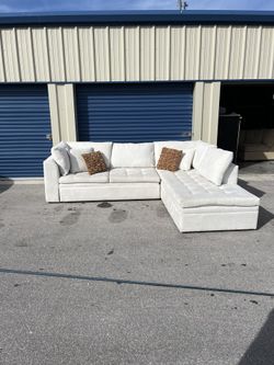 Cindy Crawford Sleeper Sectional Free Delivery